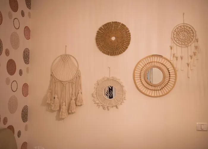 Apartment Seek And Hide - Ilse's Hideaway *