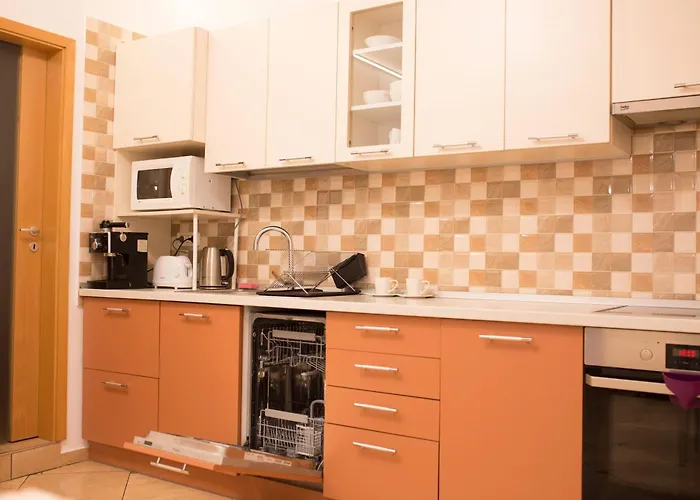 Seek And Hide - Ilse's Hideaway