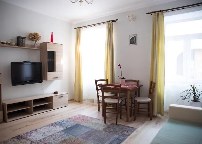 Apartment Seek And Hide - Ilse's Hideaway Brasov