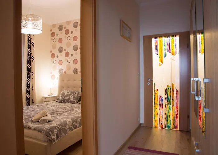 Apartment Seek And Hide - Ilse's Hideaway Brasov